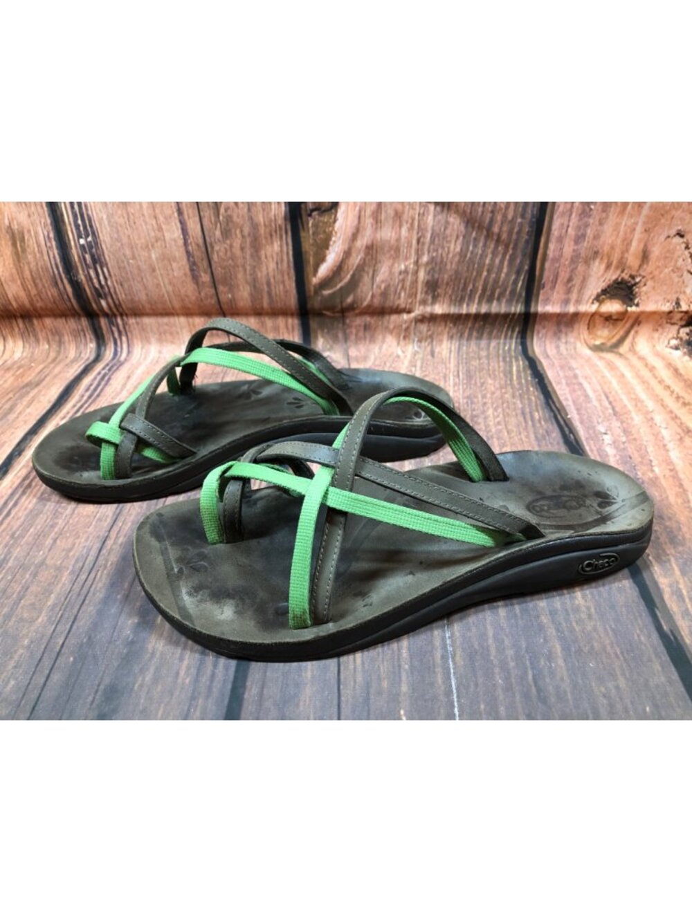 CHACO Brown & Green Strappy Toe Loop Slide Sandals Womens 8 (6T1)